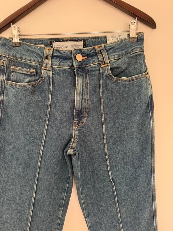 River Island * NEW * ( part tags ) River Island High Rise Straight Slim Denim - UK 12R -