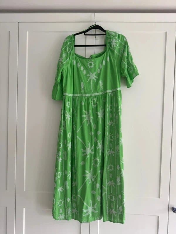 Never Fully Dressed Never fully dressed green palm