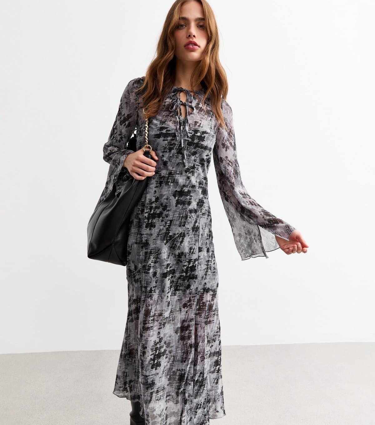 New Look Women's Grey Blur Print Slit Cuff Chiffon Midi Dress New Look