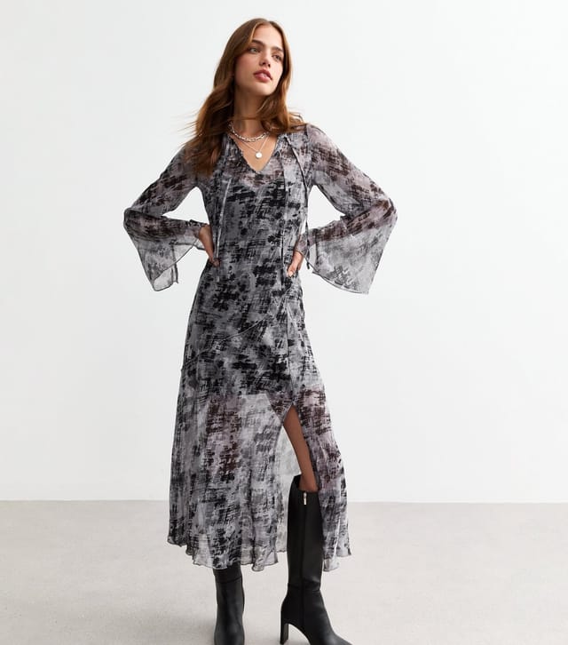 New Look Women's Grey Blur Print Slit Cuff Chiffon Midi Dress New Look - 3