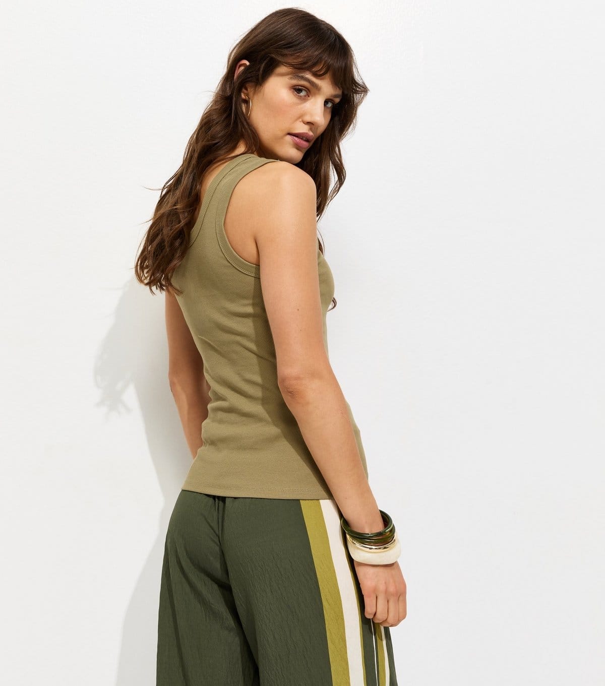 New Look Women's Tall Light Khaki Ribbed Scoop Neck Vest New Look - 4