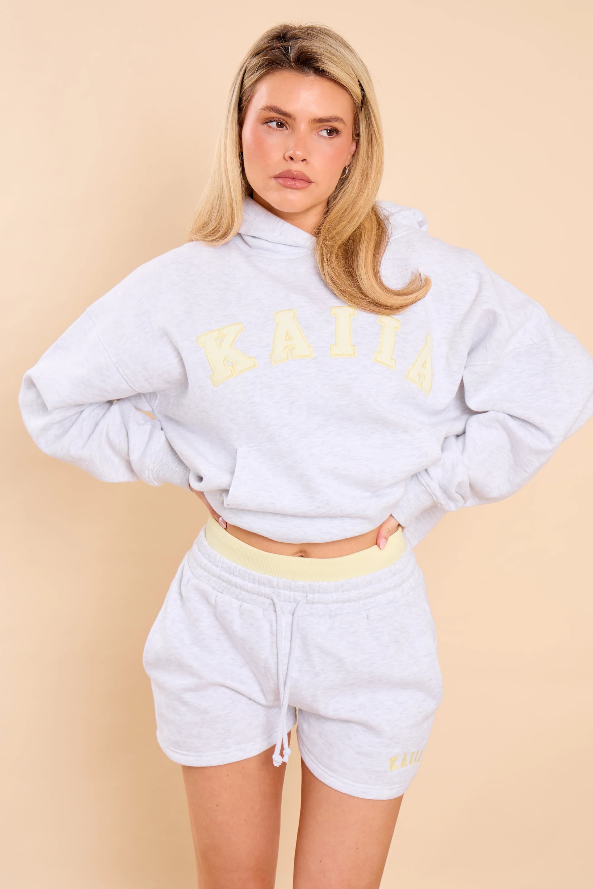 Kaiia Kaiia Double Waistband Mini Short Light Grey Marl & Vanilla Lemon