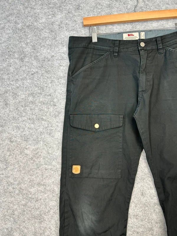 Fjällräven Fjallraven Greenland Jeans Men’s EU50 W36 L30 Black G1000 Zip Fly Cargo Pant C68