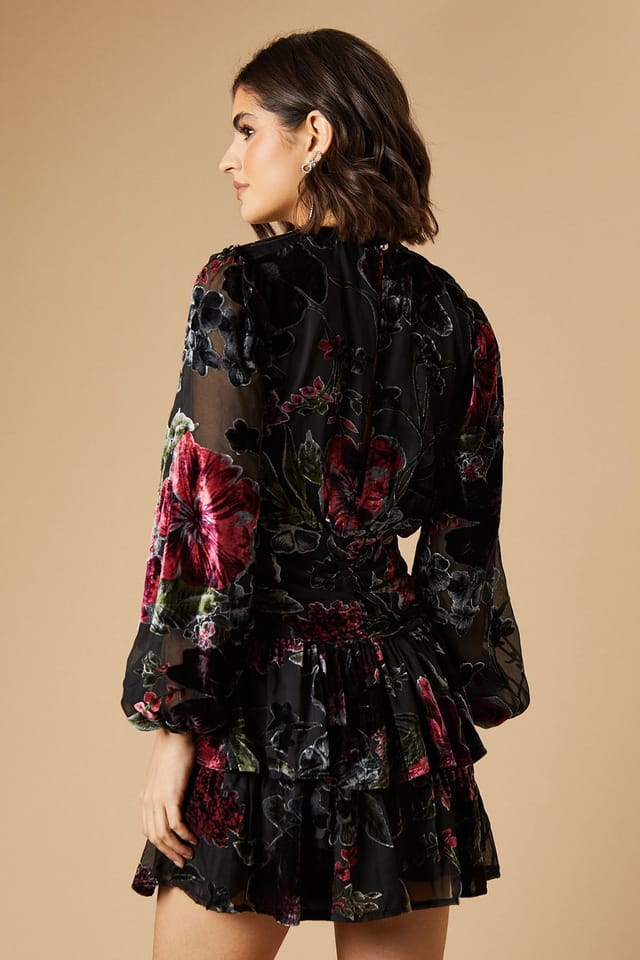 Oasis Oasis Women's Velvet Tiered Blouson Sleeve Mini Dress in True Black - 3