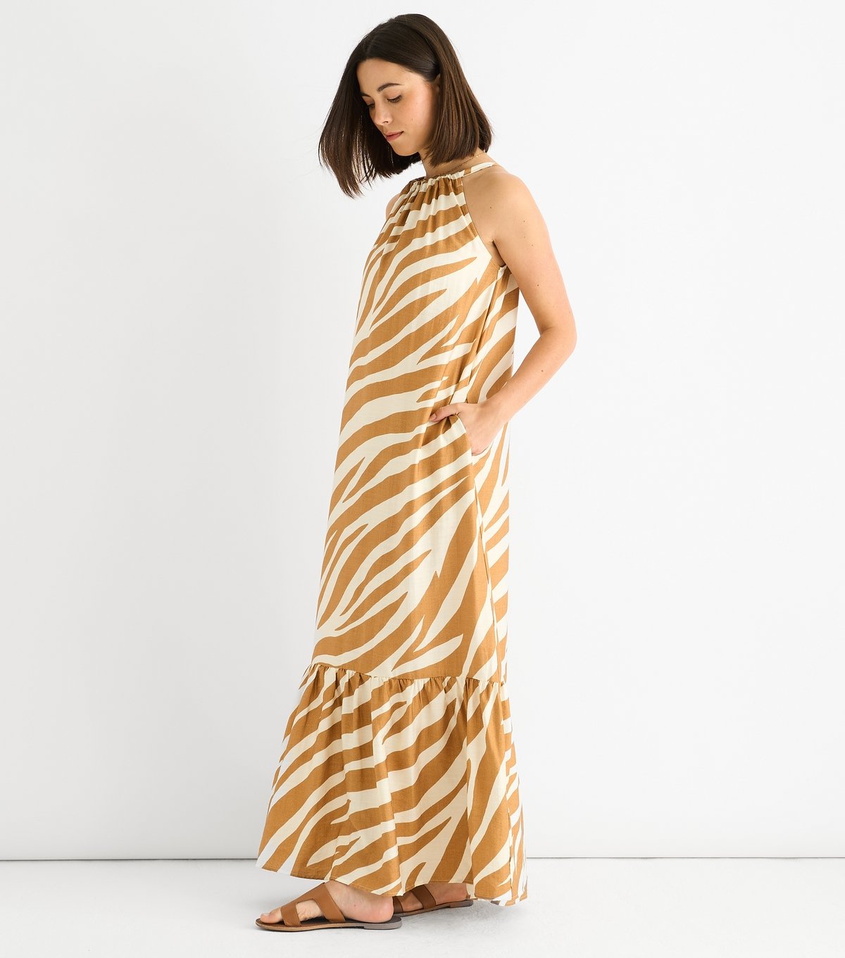 Gini London Women's Brown Zebra Print Halterneck Maxi Dress Gini London New Look - 3