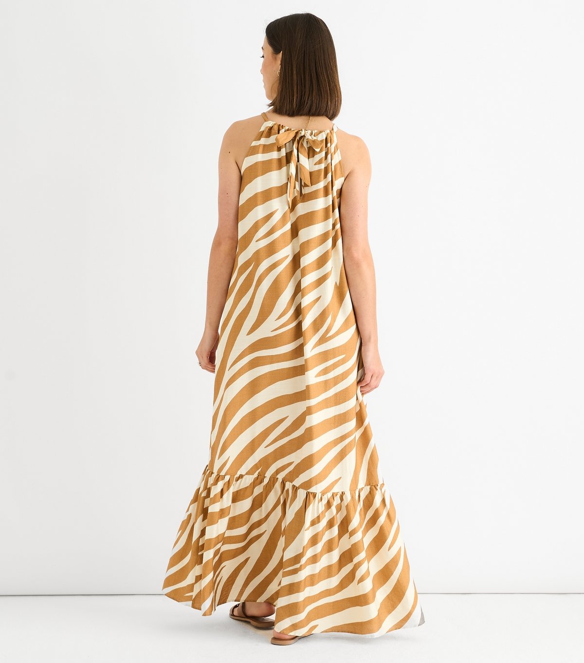 Gini London Women's Brown Zebra Print Halterneck Maxi Dress Gini London New Look - 4
