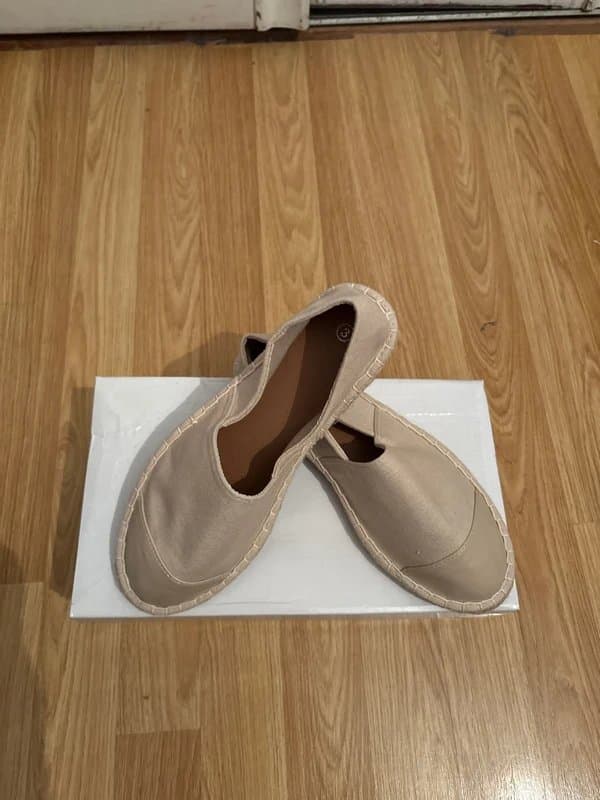 New Look Brand new canvas espadrille shoes size 3