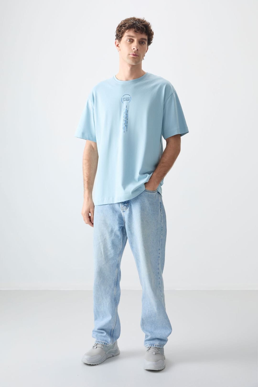 Tommy Life Tommy Life Men's Oversized Cotton Text Print Crew Neck T-Shirt in Baby Blue - 4