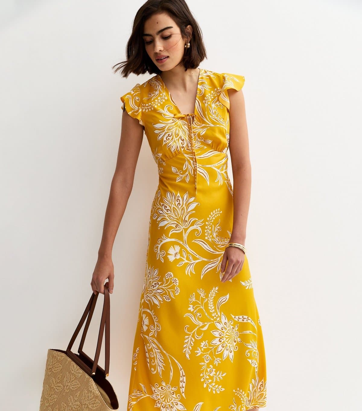 New Look Women's Yellow Floral Flutter Sleeve Midi Dress New Look