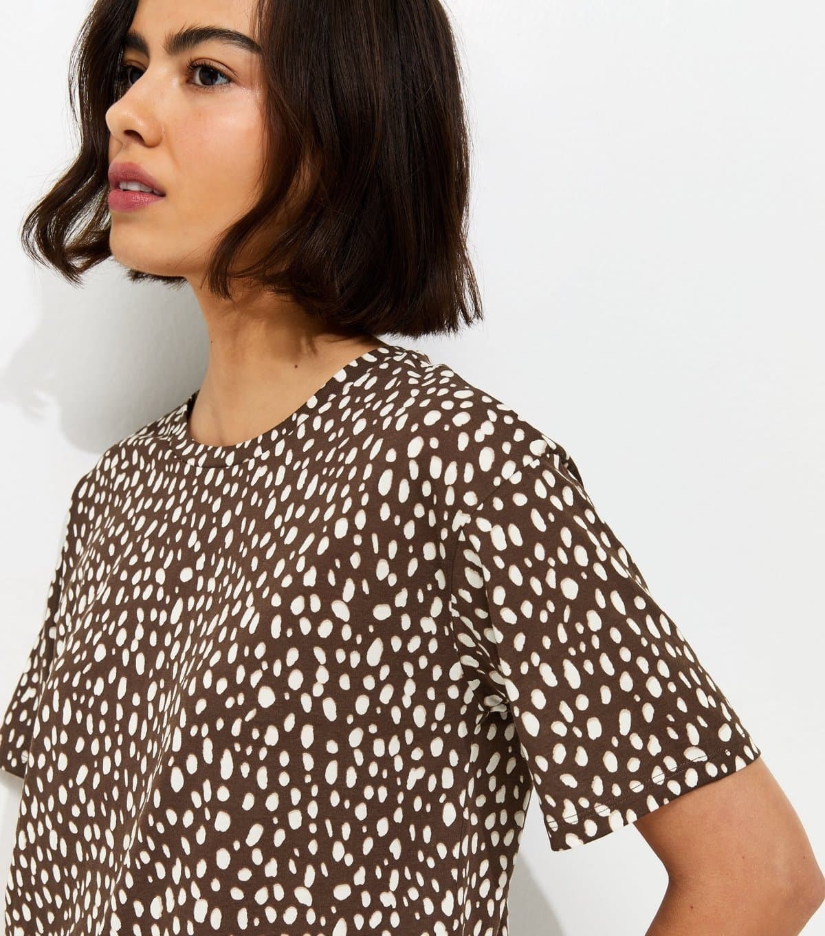 New Look Women's Brown Abstract Spot Print Easy T-Shirt New Look
