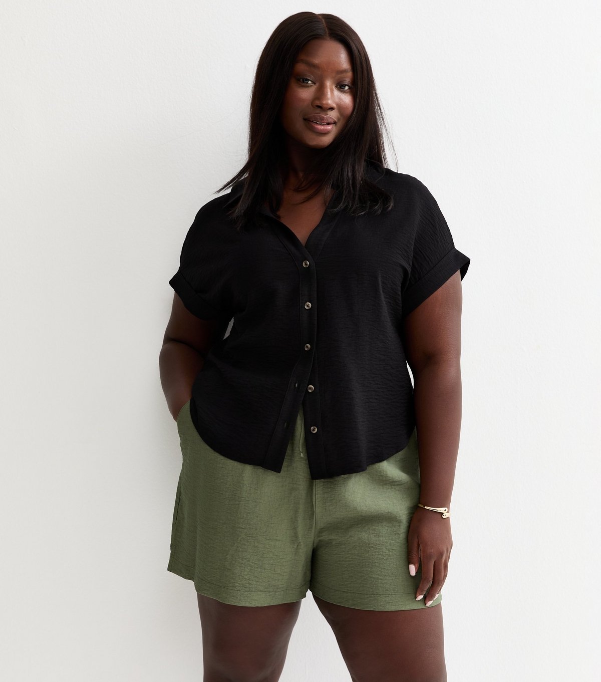 New Look Women's Plus Size Black Plain Short Sleeve Shirt Curves New Look - 3