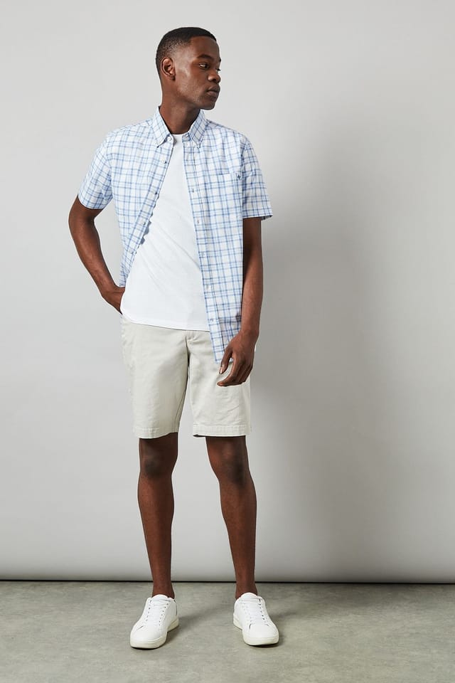 Maine Maine Men's Premium Chino Shorts in Off-White - 2