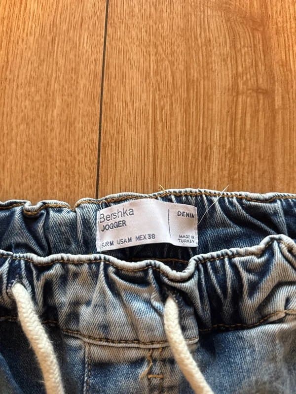 Bershka Bershka Jogger ripped denim pants