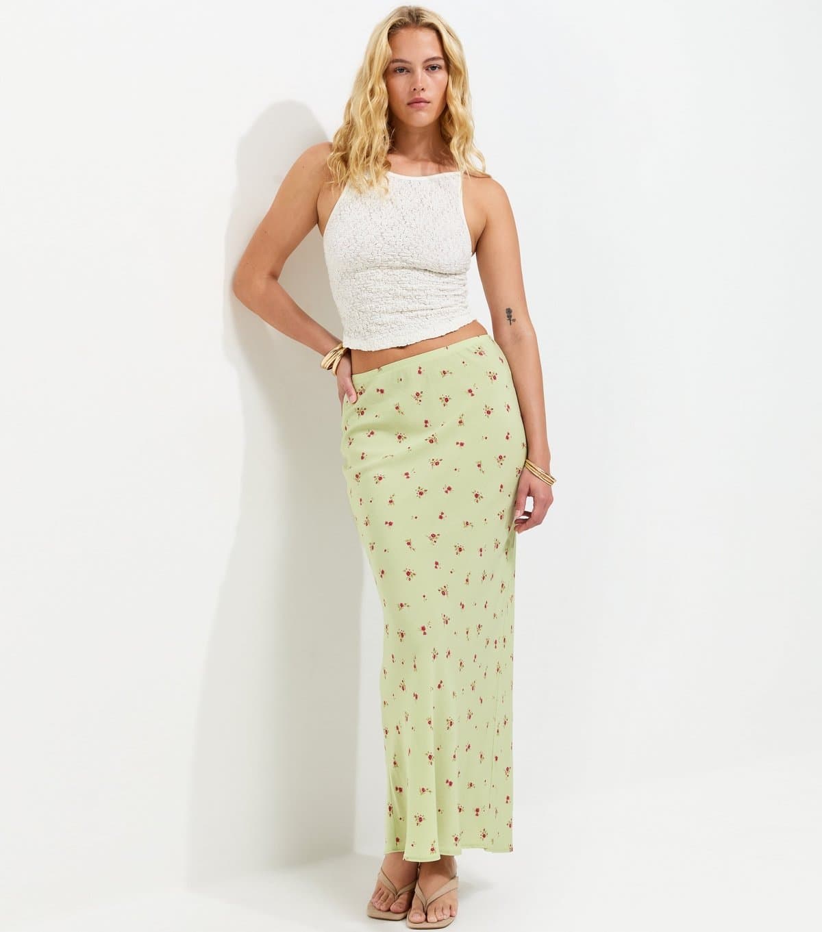 New Look Women's Tall Green Ditsy Floral Bias Cut Midi Skirt New Look