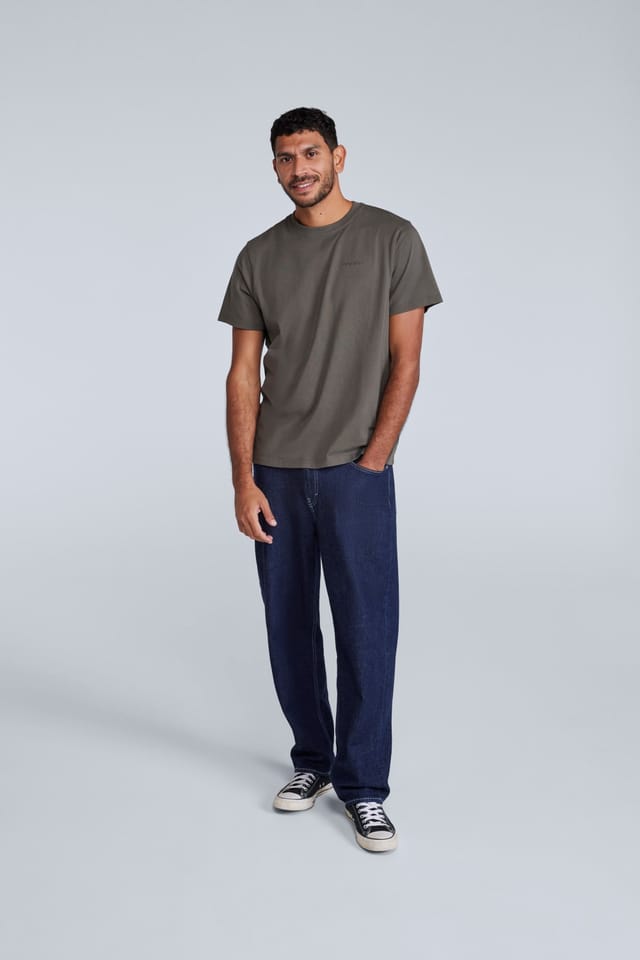 Animal Animal Men's 'Icon' Logo Print Lightweight Cotton Relaxed Fit Casual T-Shirt in Olive - 3