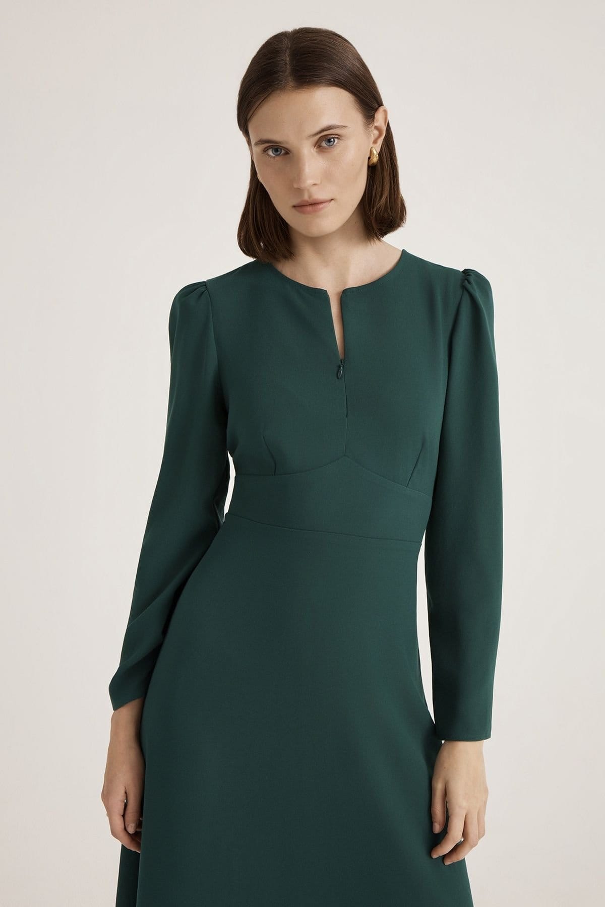 Finery London Finery London Women's Caley Crepe Zip Front Midi Waisted Dress in Bottle Green - 4
