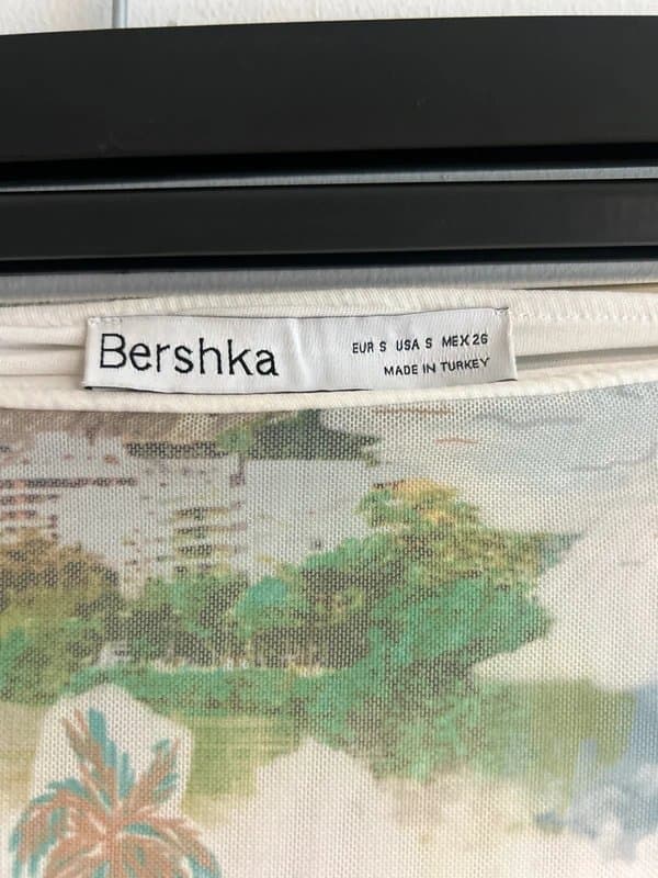 Bershka Bershka maxi tulle skirt with slit