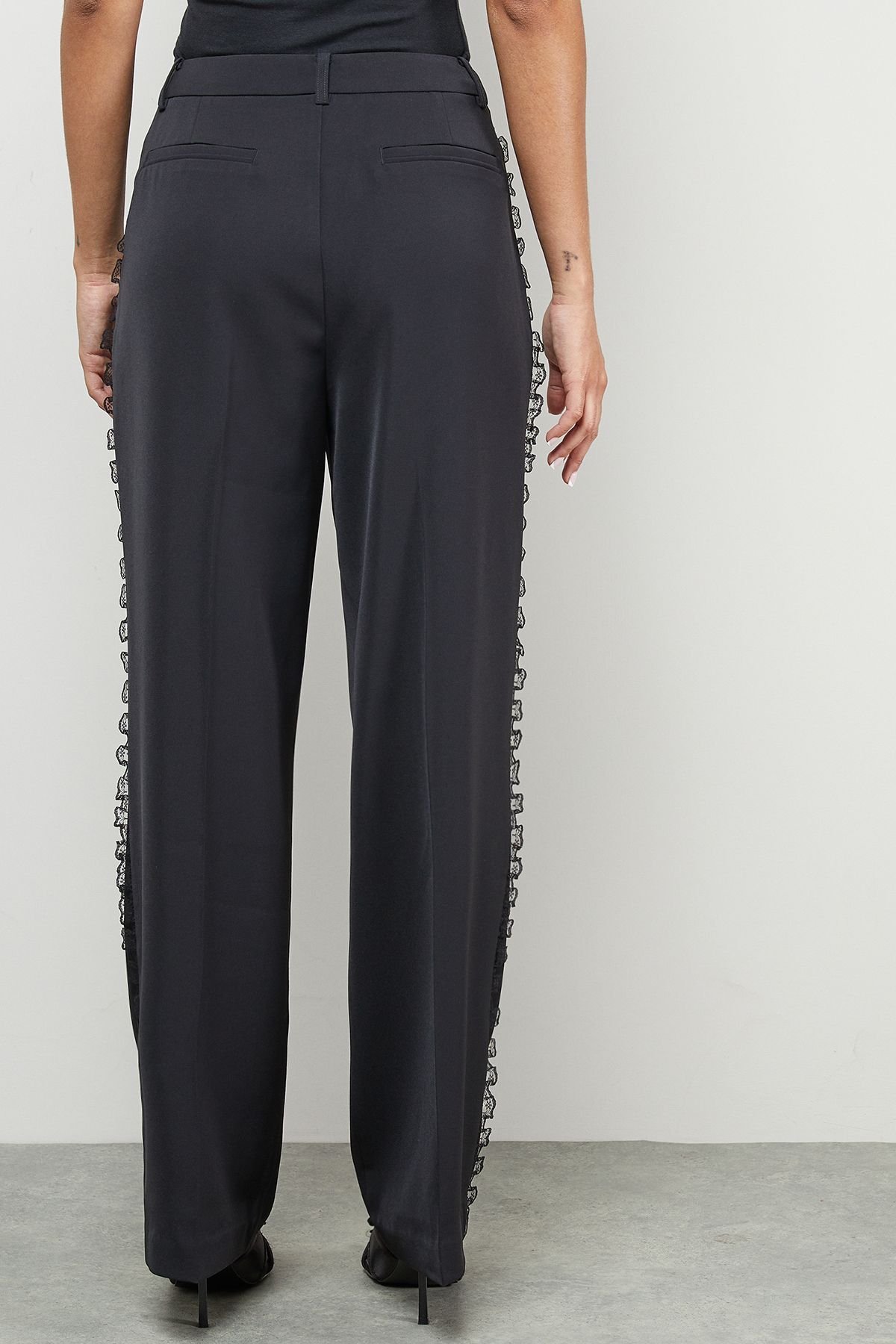 Warehouse Warehouse Women's Lace Frill Trim Wide Leg Trouser in Black - 3