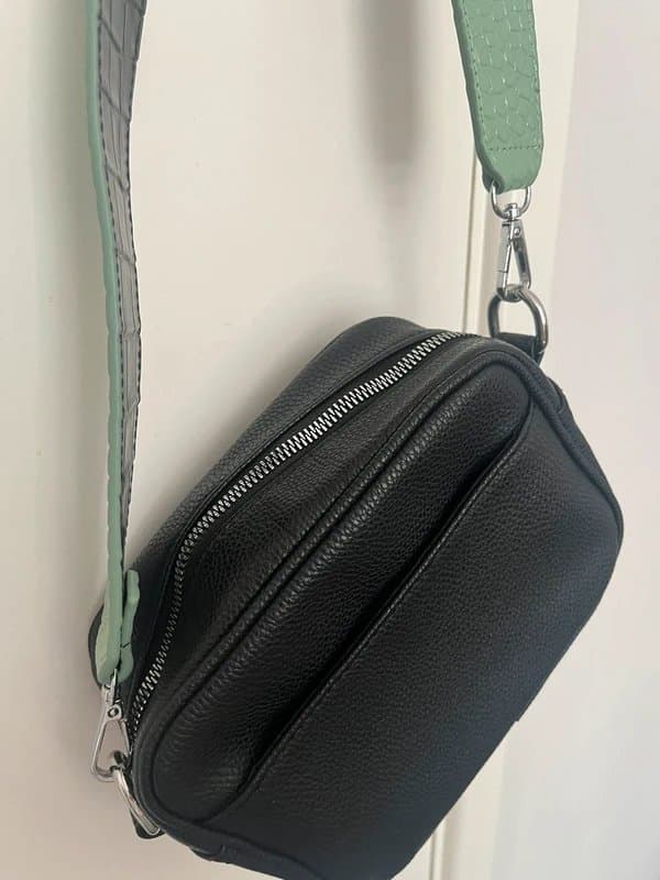 New Look Leather strap croc bag
