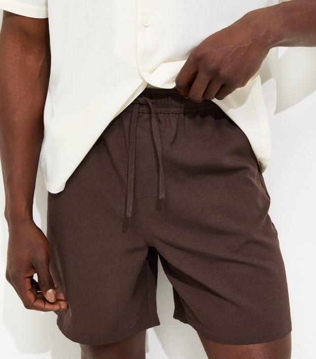 New Look Men's Dark Brown Linen Look Pull On Shorts New Look - 2