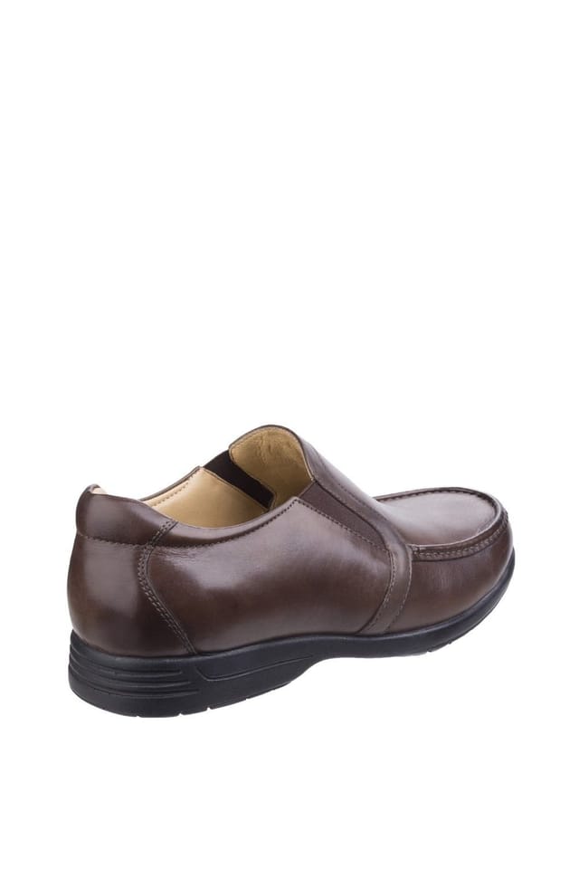Fleet & Foster Fleet & Foster Men's Gordon Dual Fit Moccasin in Brown - 2