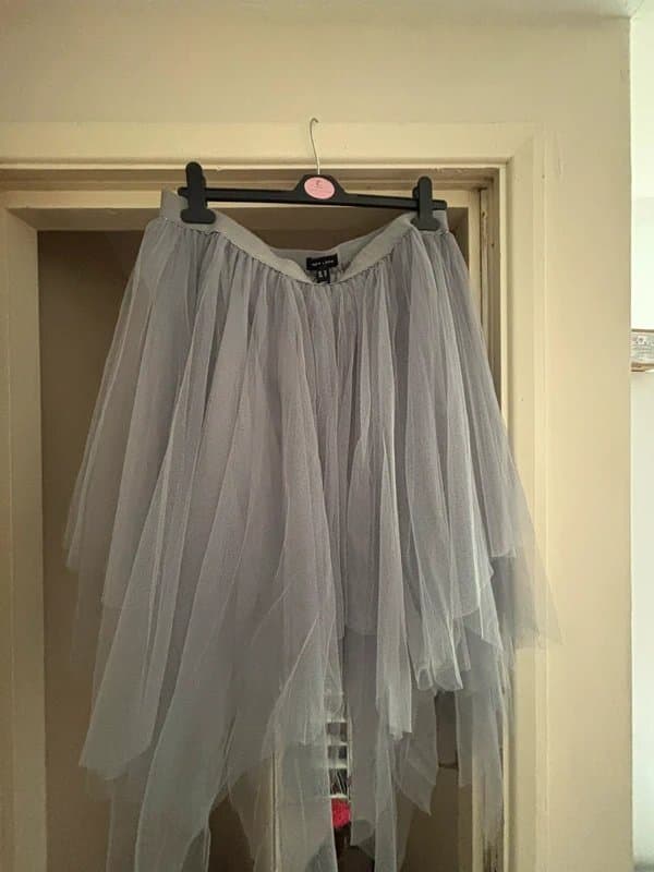 New Look Women’s grey TuTu skirt size 18