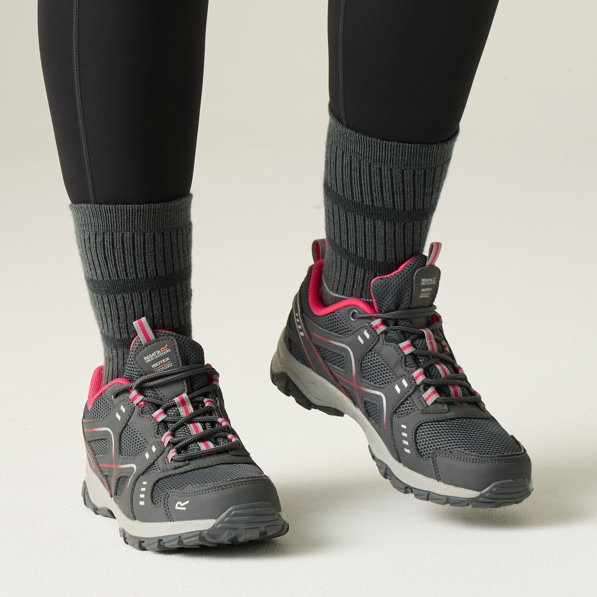 Regatta Regatta Women's Vendeavour Waterproof Walking Shoes in Red - 2