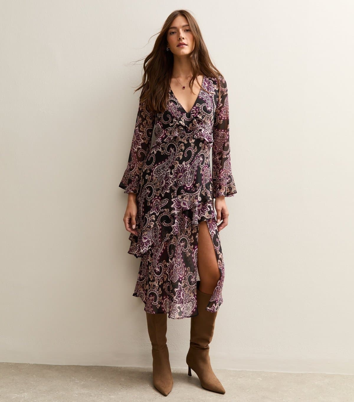 New Look Women's Black Paisley Print Chiffon Midi Dress New Look