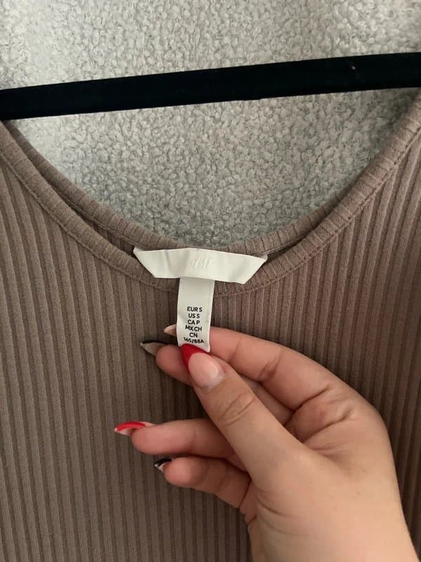 H&M Beige bodycon dress