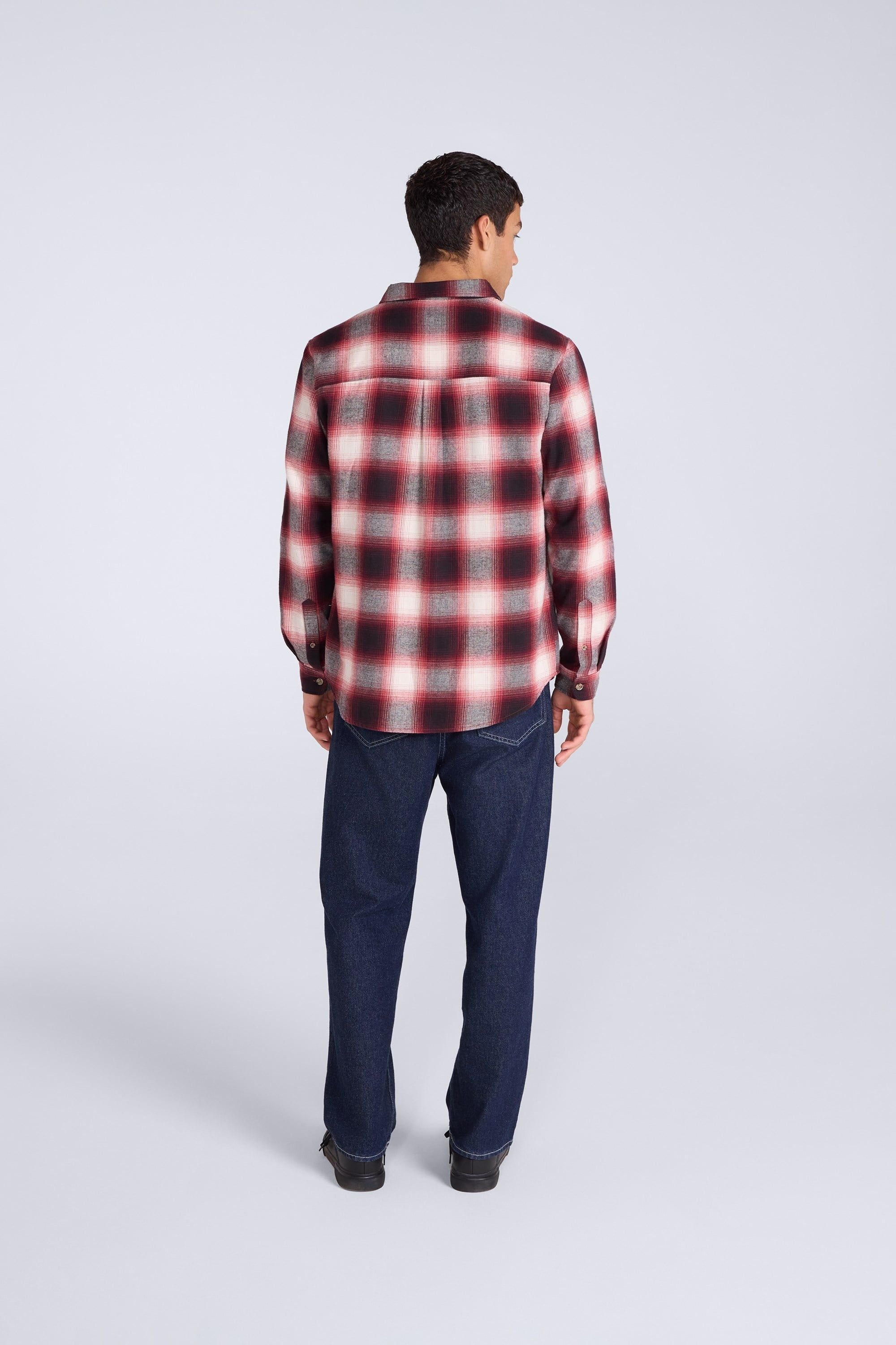 Animal Animal Men's 'Cove' Cotton Check Flannel Shirt Stylish Lightweight Button Down Top in Red - 4