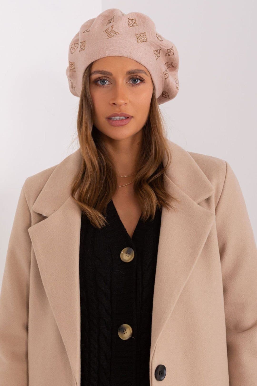Love Lace Love Lace Women's Classic Wool Beret Hat for Everyday Style & Comfort Fit All Season in Beige