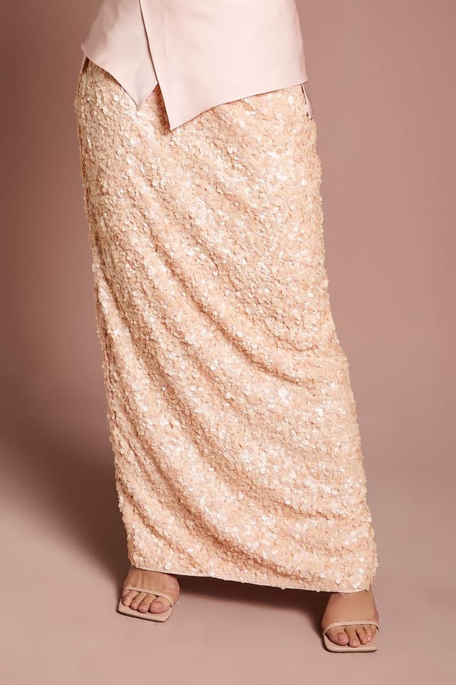 Coast Coast Women's Petite Sequin Column Maxi Skirt in Champagne - 2