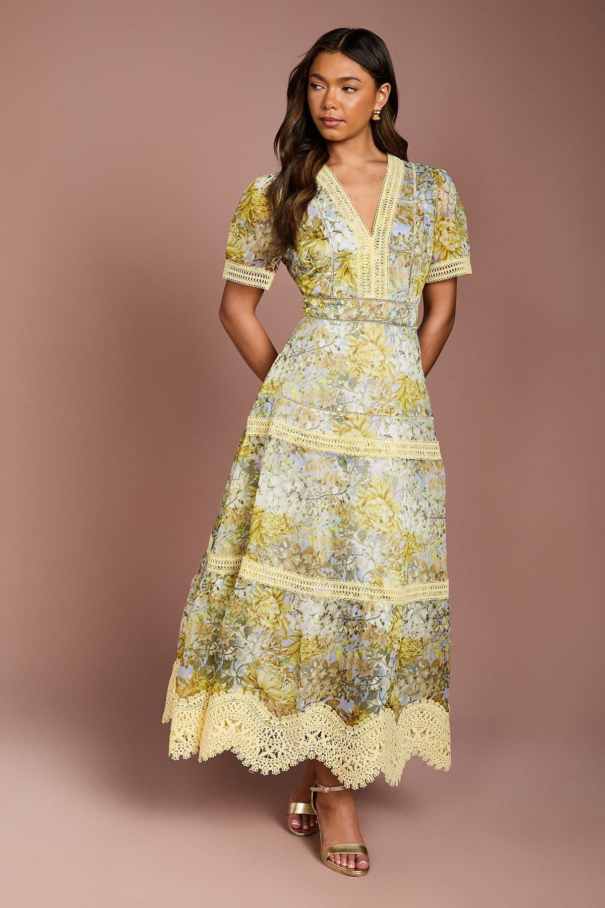 Coast Coast Women's Lace Trim Printed Organza Midi Dress in Green
