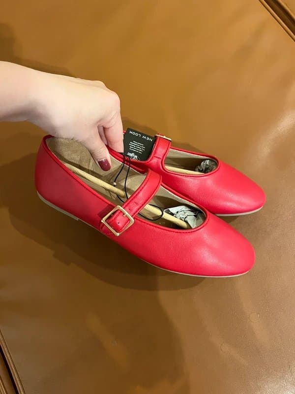 New Look BNWT Red New Look Mary Jane Pumps - Size 6