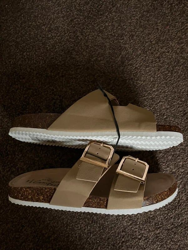 New Look New Look Beige Sliders Wide Fit Size 6