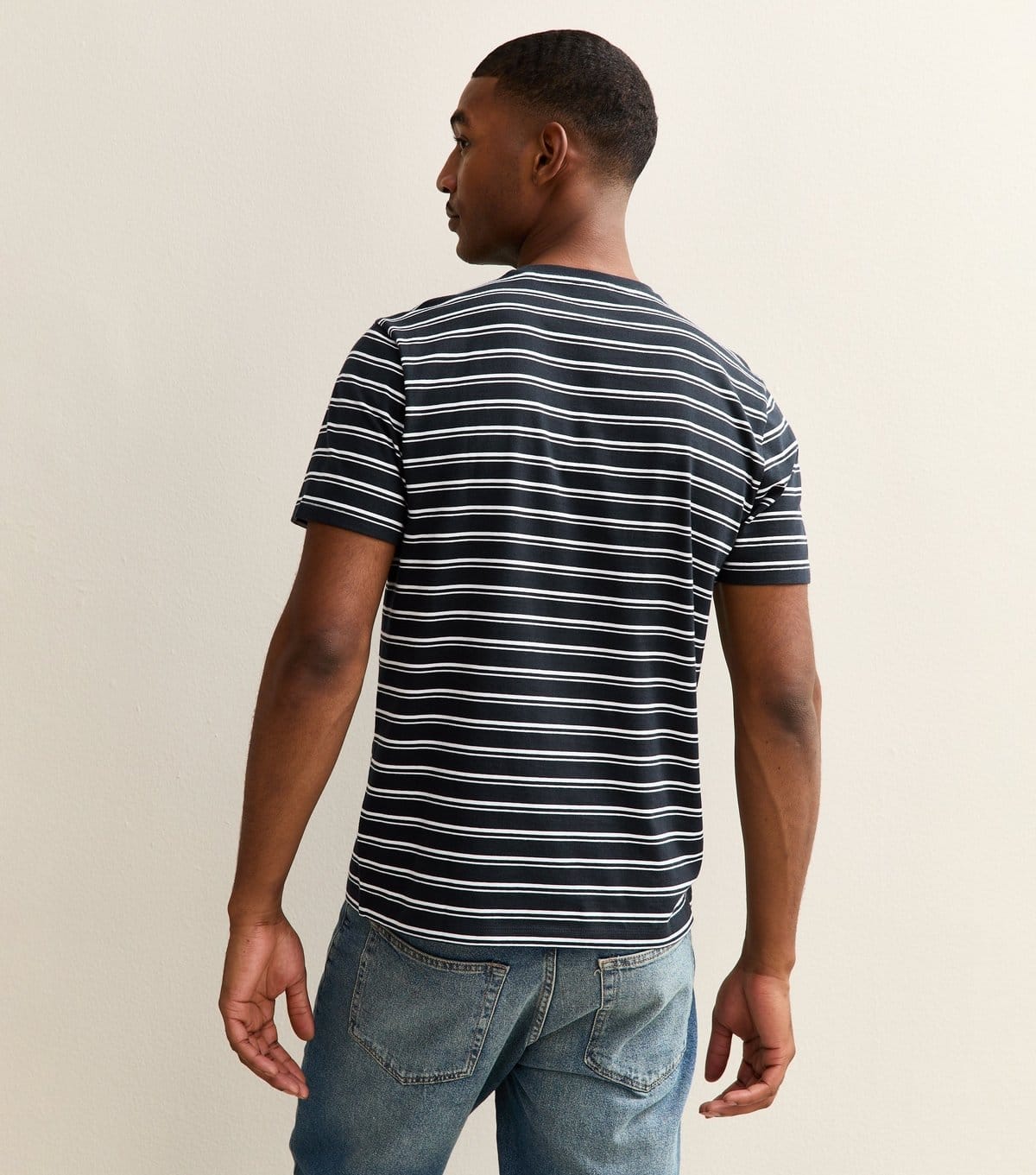 New Look Men's Blue Regular Striped Crew Neck T-Shirt New Look - 4