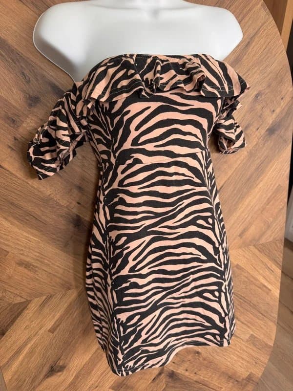 Missguided Missguided 'festival/ Ibiza  vibes Zebra Print Bardot Frill Skater summer Dress size 10