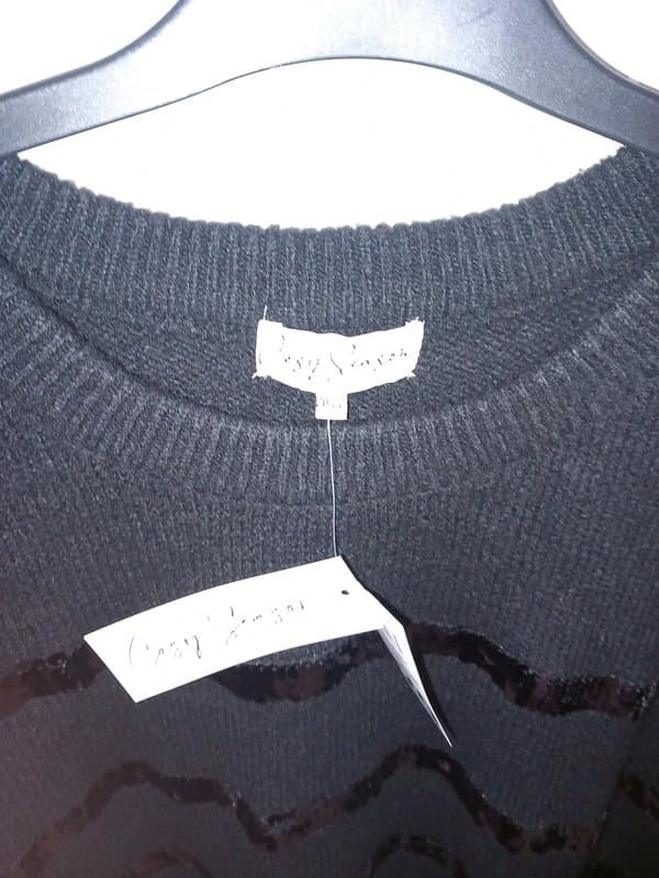 cosy season Black jumper with sparkle sequins size 20/22