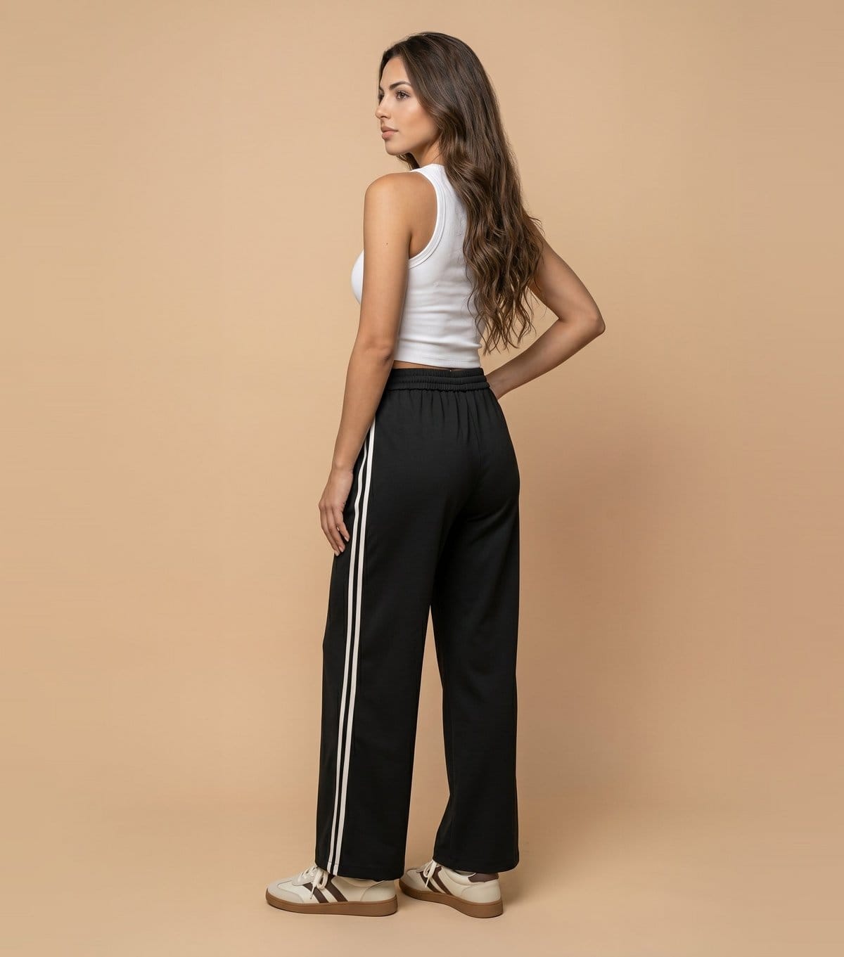 Urban Bliss Women's Black Side Stripe Straight Joggers Urban Bliss New Look - 4