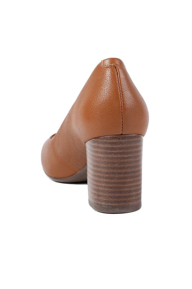 Jones Bootmaker Jones Bootmaker Women's Xantara Leather Block Heel Court Shoes in Tan - 3