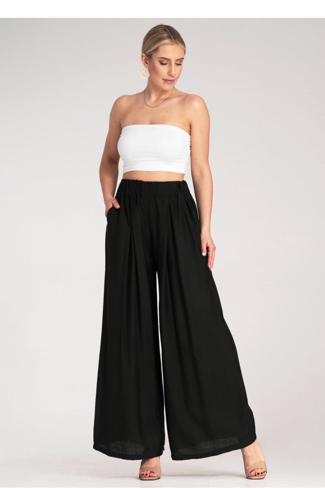 Love Lace Love Lace Women's High Waisted Pleated Wide Leg Trousers in Black