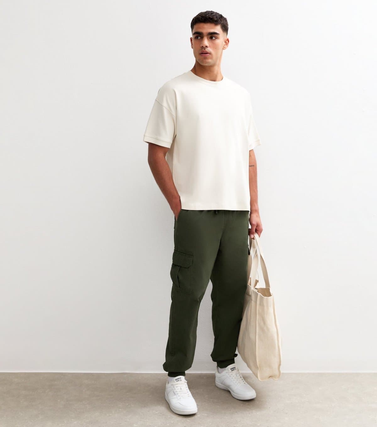 New Look Men's Khaki Relaxed Drawstring Waist Cargo Trousers New Look
