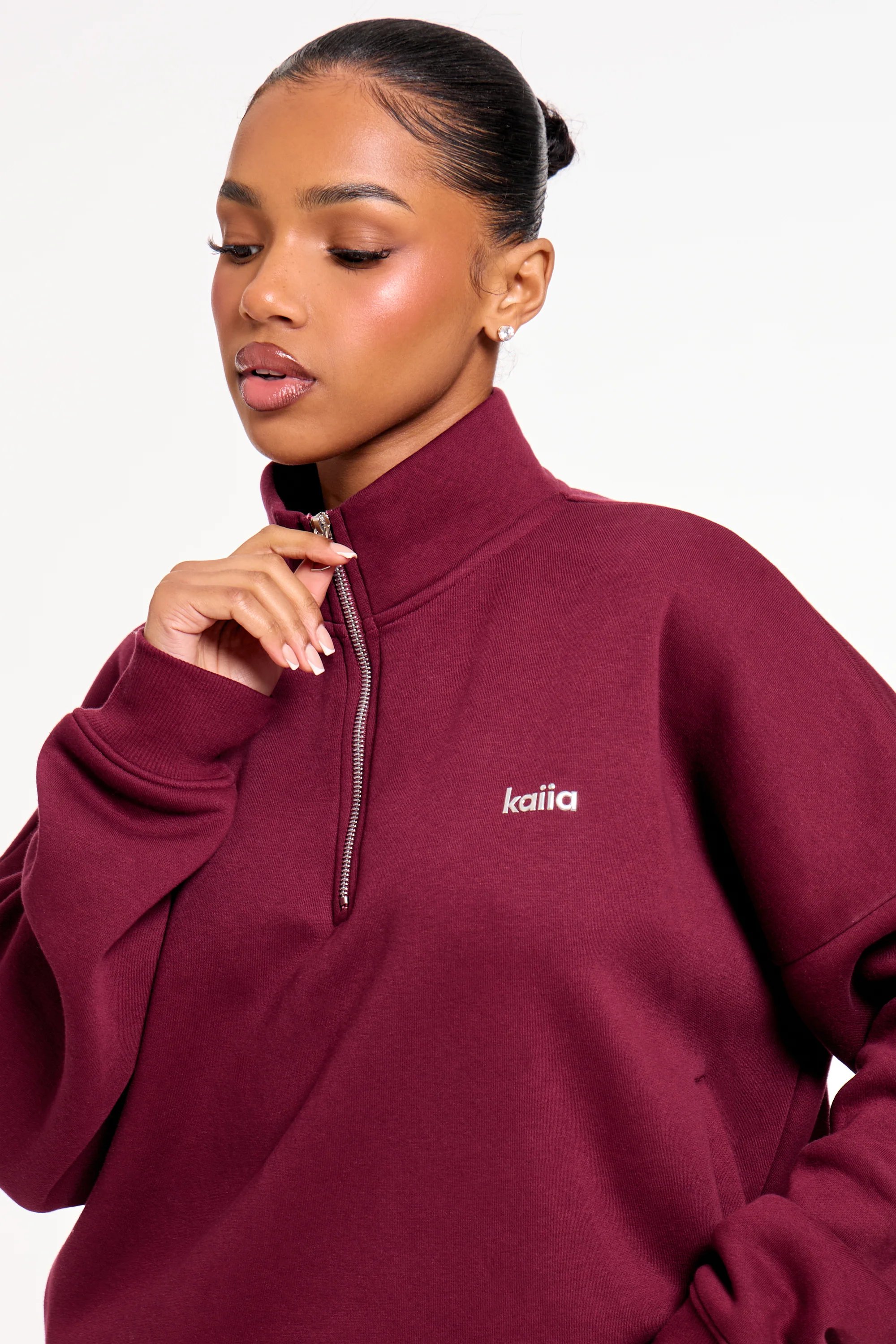 Kaiia Kaiia Chrome Logo Oversized Quarter Zip Sweatshirt Burgundy - 2