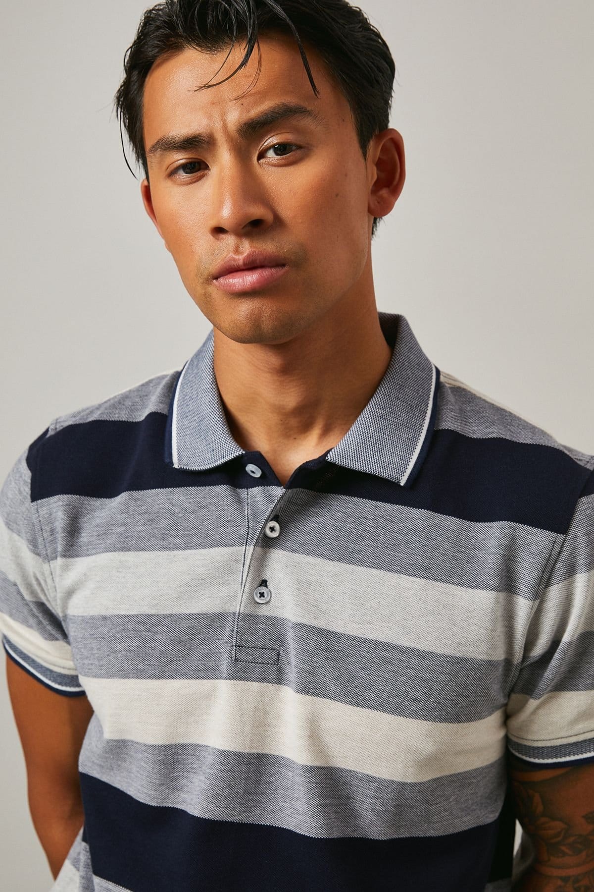 Maine Maine Men's Barbados Stripe Polo Shirt in Ecru - 4