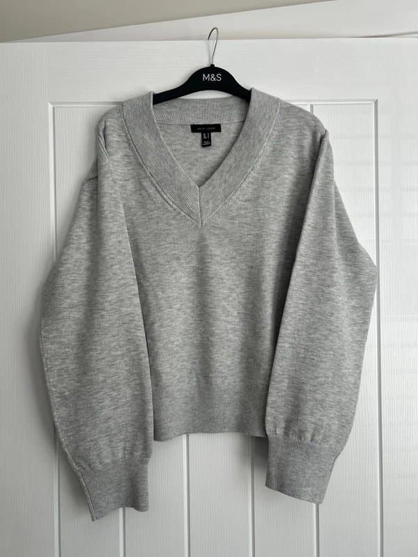 New Look Grey v neck knit jumper