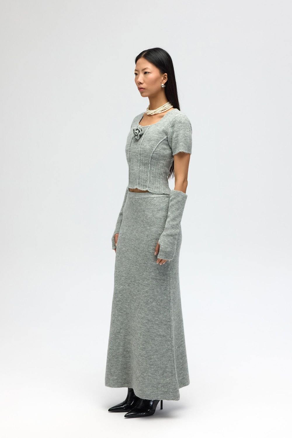 MAI STUDIOS CO. MAI STUDIOS CO. Women's MAI Ribbed Knit Two-Piece Set with High-Waist Skirt in Grey - 3