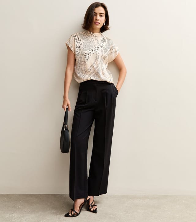 New Look Women's Cream Swirl Polka Dot Print T-Shirt New Look - 2