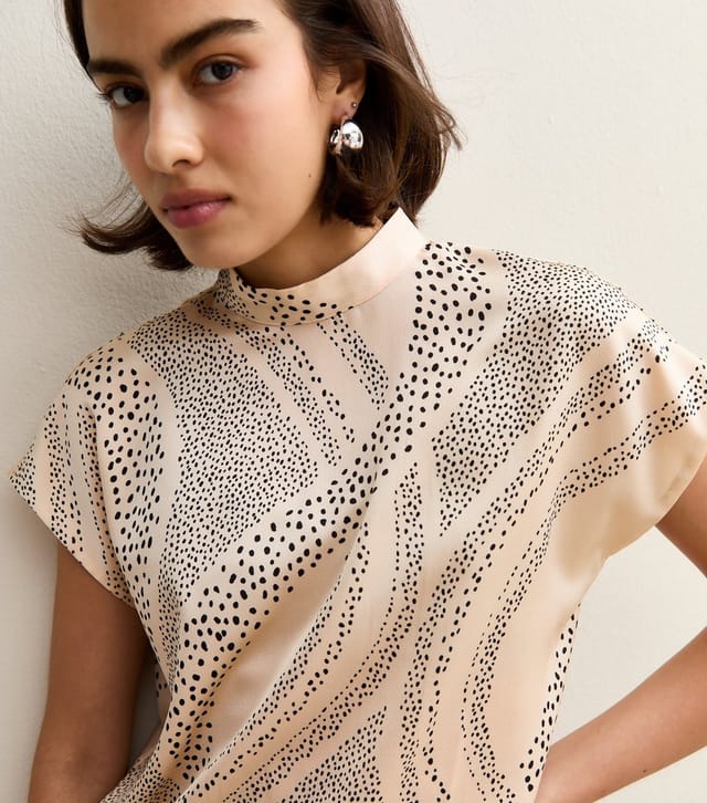 New Look Women's Cream Swirl Polka Dot Print T-Shirt New Look - 3