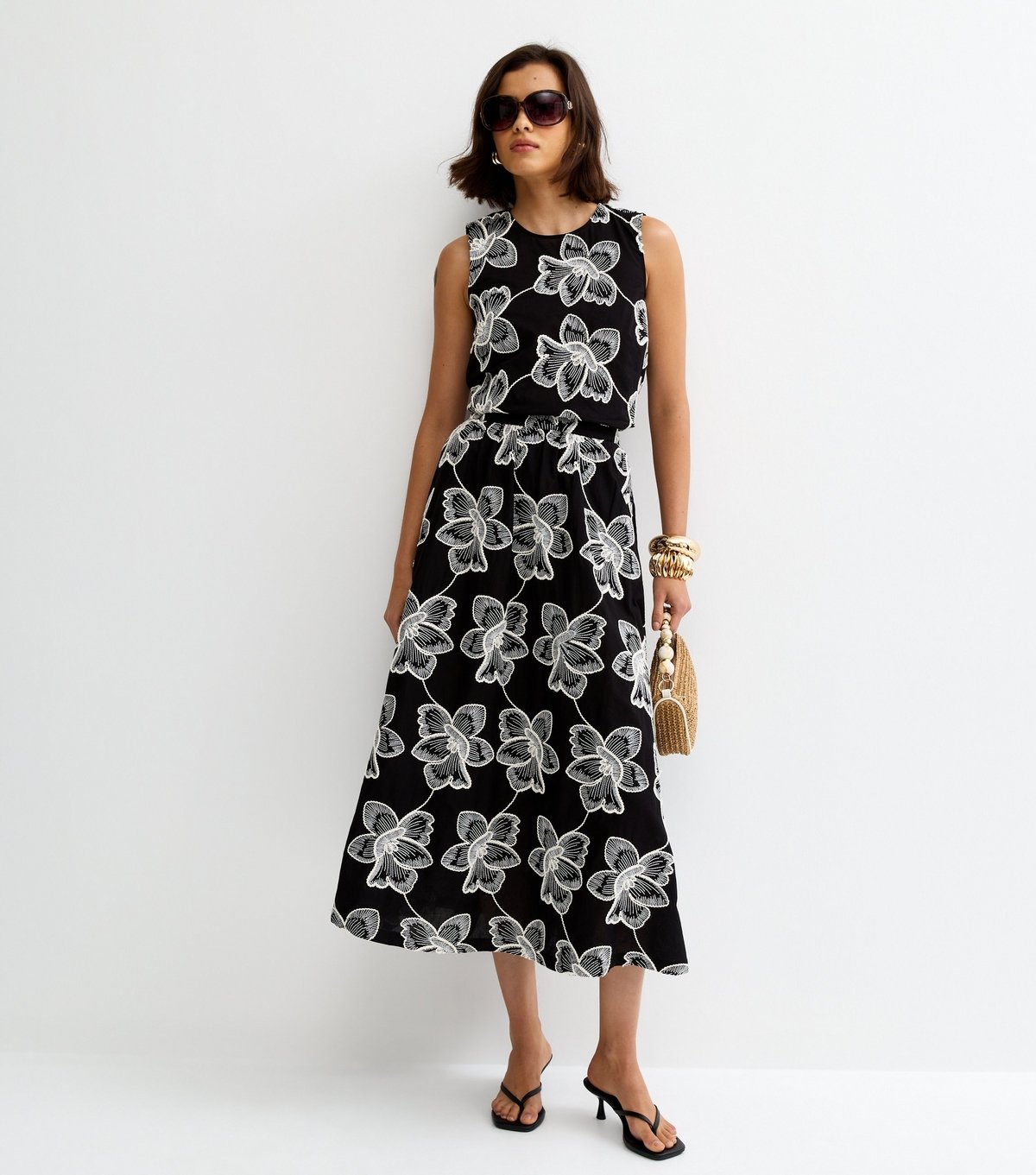 New Look Women's Black Cornelli Embroidered Midi Skirt New Look - 2