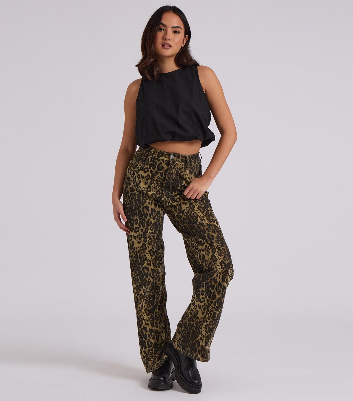 Urban Bliss Women's Black Open Back Bubble Hem Top Urban Bliss New Look - 2